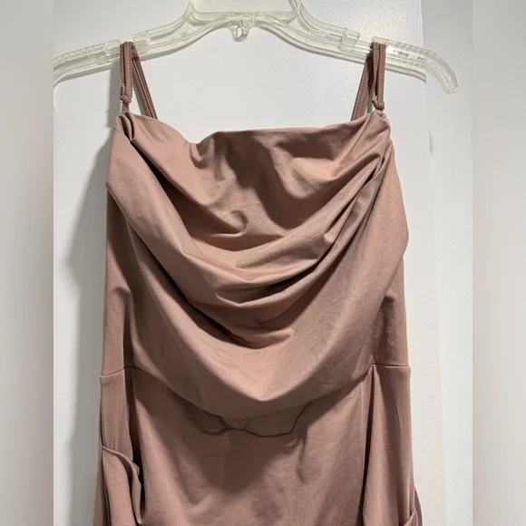 ElleFemme women maxi dress Tan Size M - Picture 4 of 11